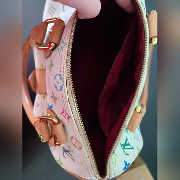 2000s Louis Vuitton Handbag - Picture 10 of 10